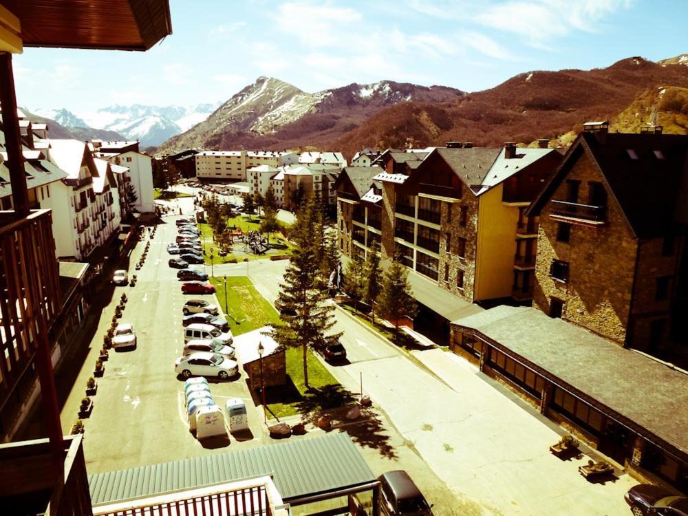 Apartamento Inmobiliaria Formigal - admite mascotas Exterior foto